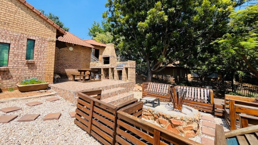 4 Bedroom Property for Sale in Cashan North West